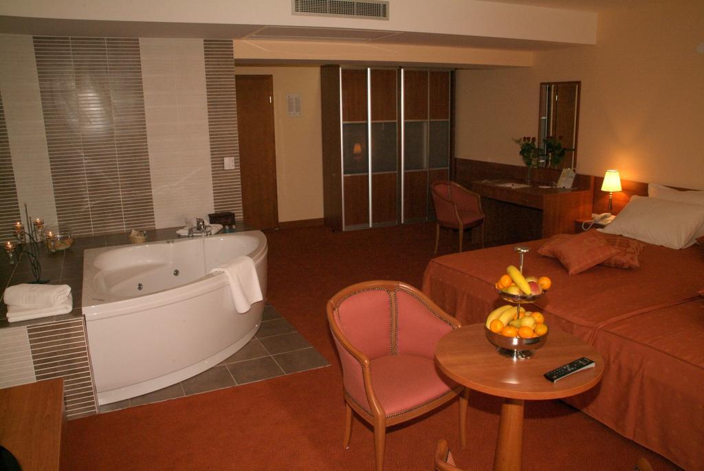 Hotel Kaktus Citluk Exterior photo